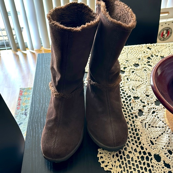 Timberland fuzzy boots - Brown - Picture 3 of 6